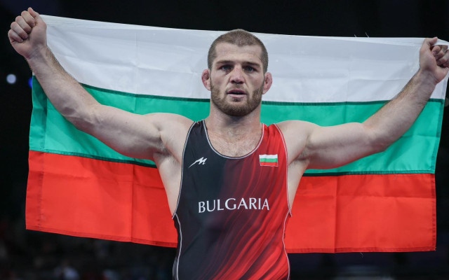 Олимпийският шампион Рамазанов стигна до финал на Евро 2025