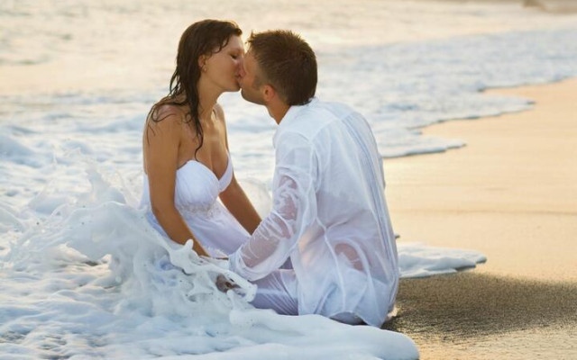 Българи създадоха приложение за запознанства, насърчаващо сериозните връзки