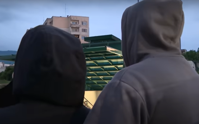 Колкото повече биеш, толкова повече те уважават: "Локалите" - лошите деца на нашето време