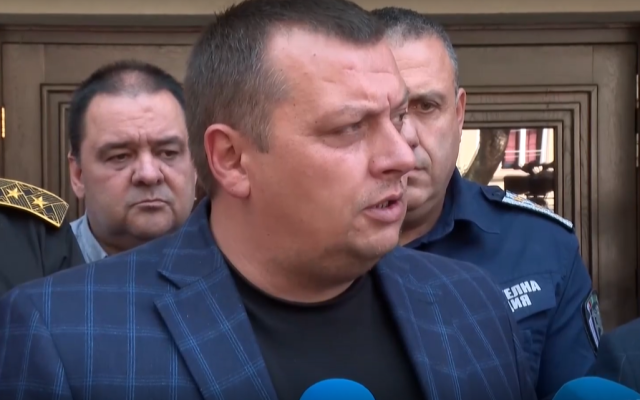 Пожар в гора до военния завод „Дунарит“