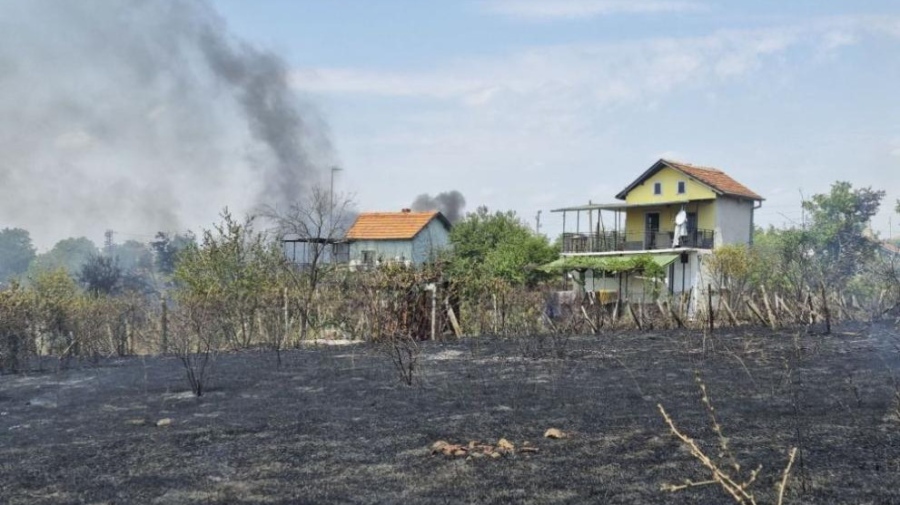 172 пожара са потушени в страната за последното денонощие