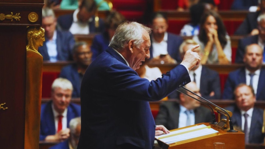 Франция в хаос: Четвърти премиер пада за две години