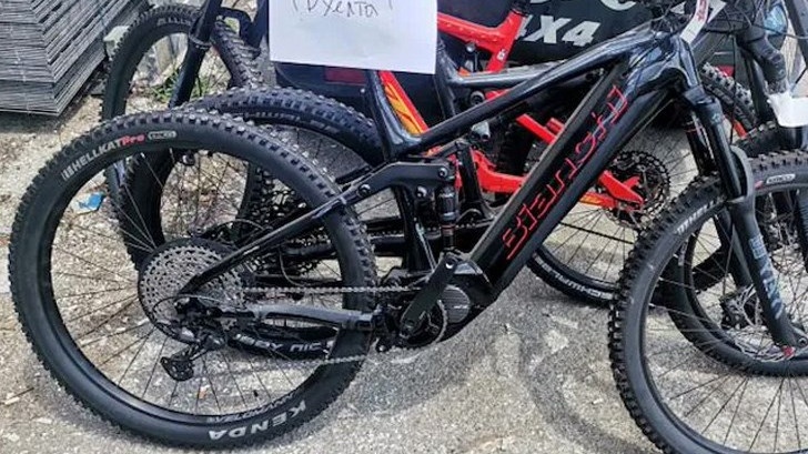 НАП пусна на търг 12 електрически велосипеда