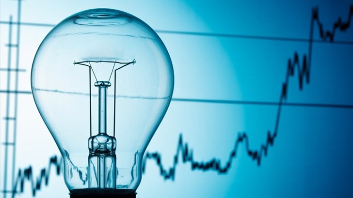 Токът поскъпна за домакинствата и поевтиня за бизнеса