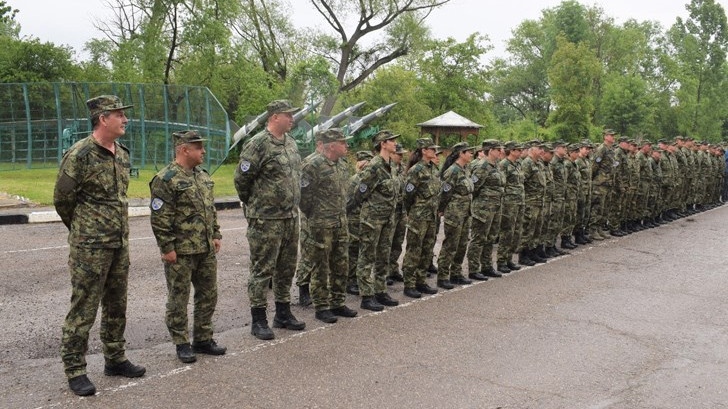 ВВС купува нови обувки на пилотите за над 1 милион лева