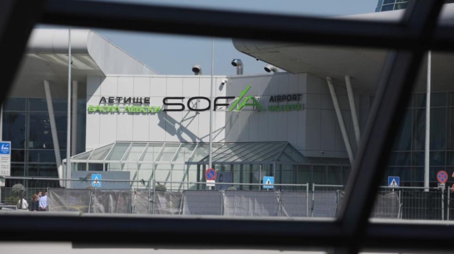 Летище „Васил Левски“ обяви нови полети до Кишинев, Краков и Прага