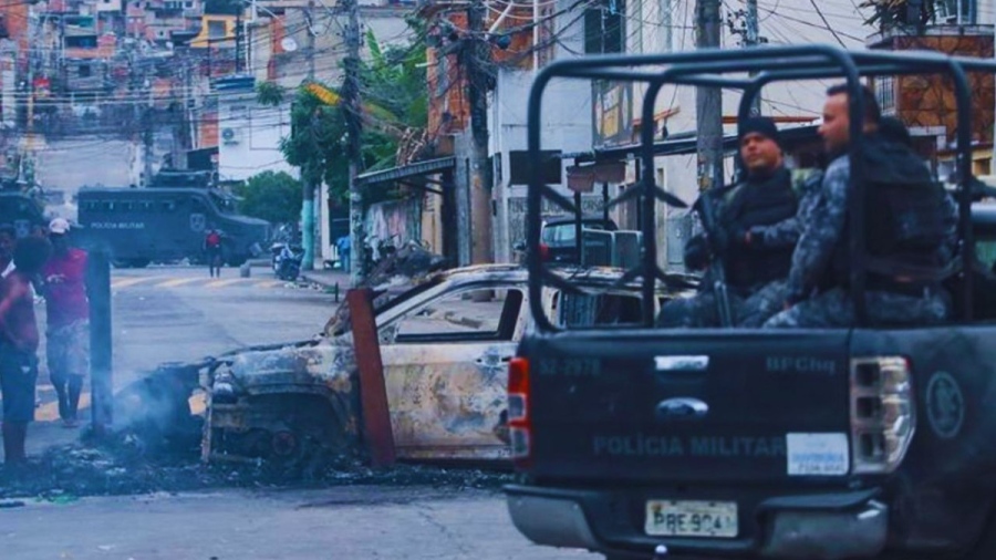 Най-малко 64 загинали при мащабна акция в Рио срещу криминалната организация Comando Vermelho