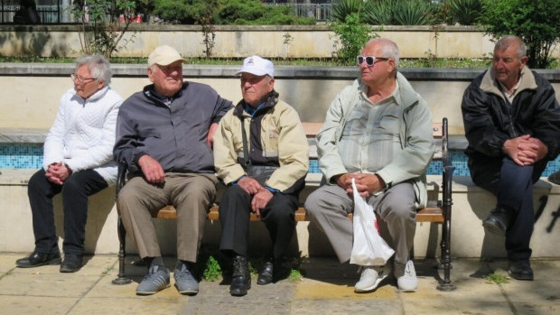 Ето кои пенсионери взимат с 1000 лева отгоре пенсия