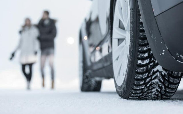 Колко ще ни струват зимните гуми? От днес стартира Акциия "Зима"