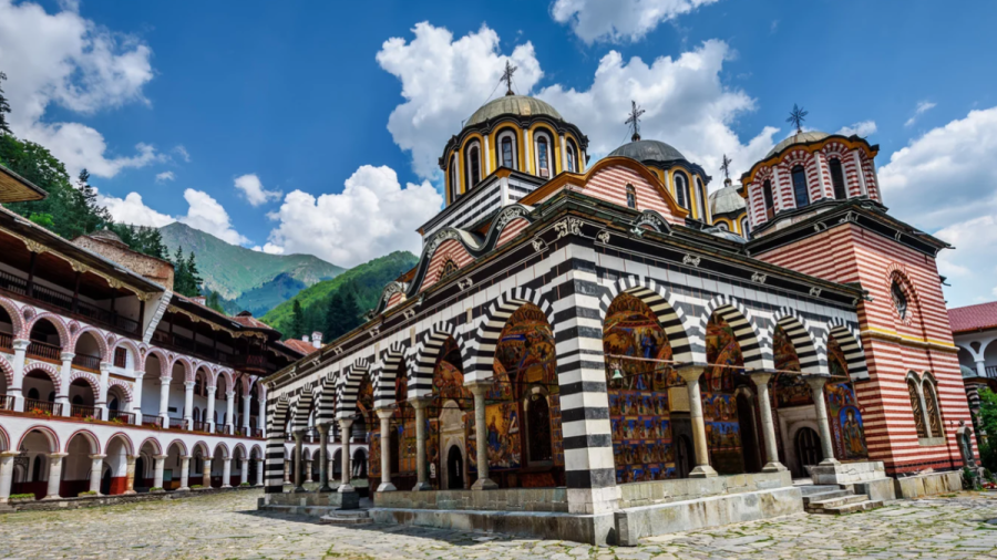 Ето колко пари от бюджета отиват за Българската православна църква