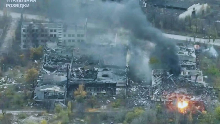 Падането на Покровск е близо? Руснаците затягат хватката си върху украинския бастион