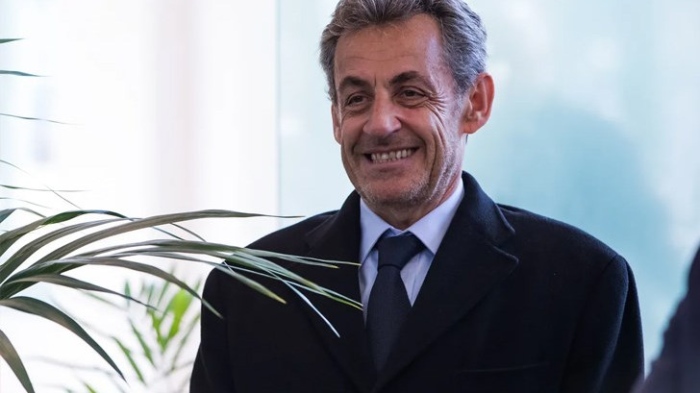 Никола Саркози излиза от затвора