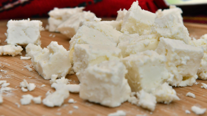 Заливат училища, детски градини и хотели с опасни имитиращи продукти?