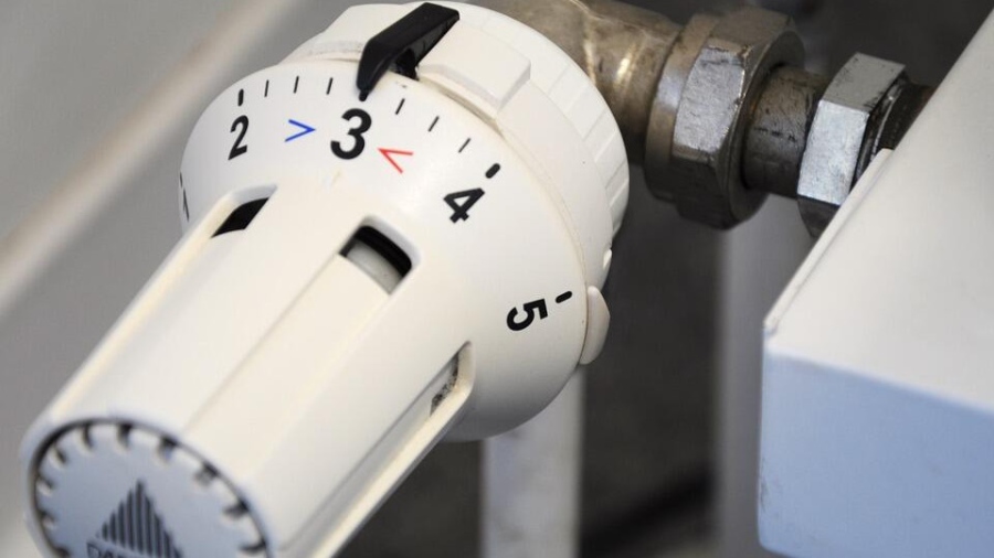 Топлофикационните дружества вдигат ръце: Няма окончателно решение как ще се изчислява такса "сградна инсталация"