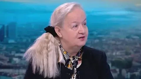 Разкриха от какво е боледувала астроложката Алена