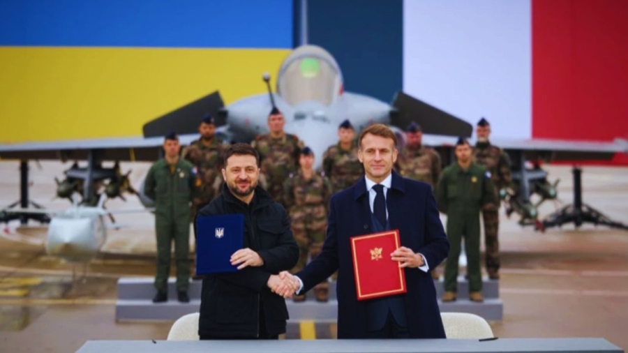 Украйна ще придобие 100 изтребителя 'Рафал' и модерни ПВО системи след ново споразумение с Франция