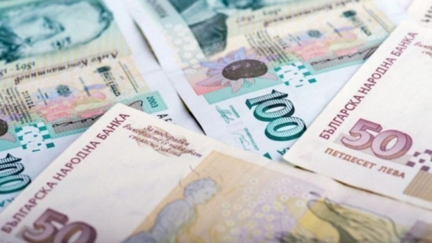 Ако сега нетната ви месечна заплата е 3500 лева, то загубите ви през 2026 г. ще са около 916 лева