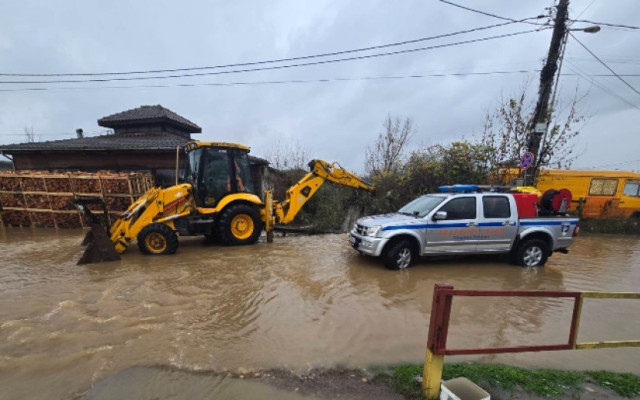Бедствено положение в Петрич и Сандански  заради поройни дъждове