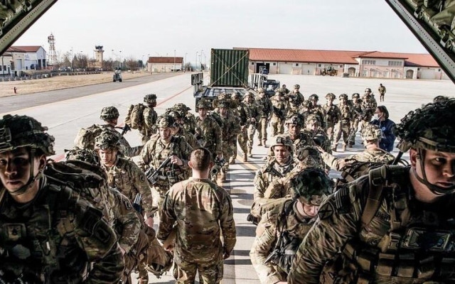 Макрон обяви доброволна военна служба за 10 месеца от лятото на 2026 г.