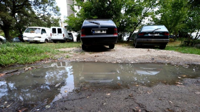 От догодина Столичната община въвежда нов стандарт за облагородяване на „калните точки"