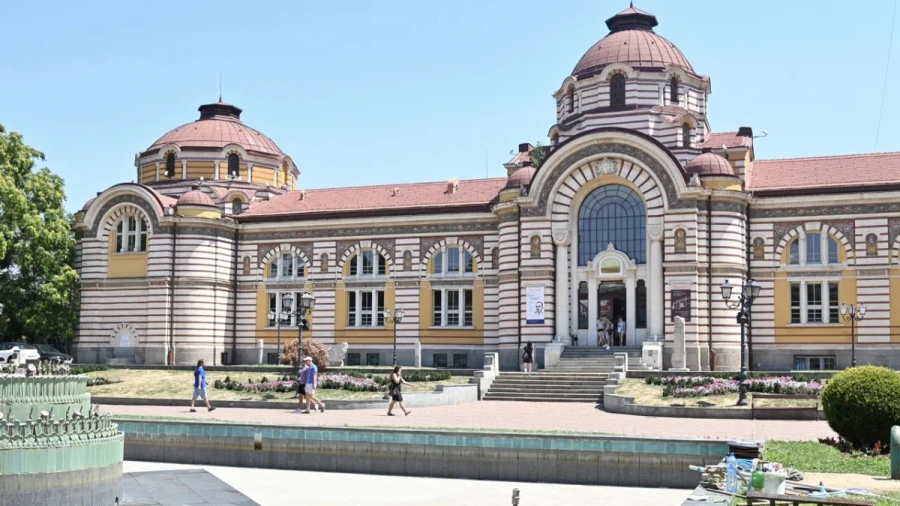 Централна баня става термален център - започна обследването на сградата