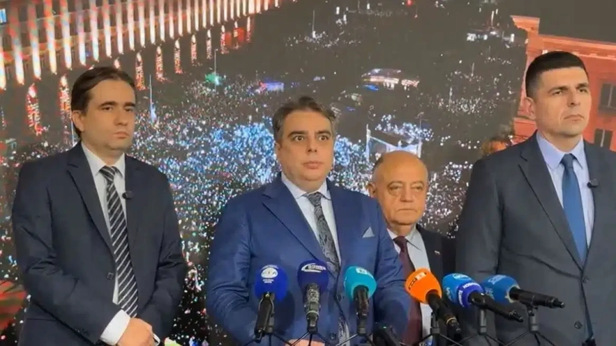 ПП-ДБ внесе вот на недоверие към кабинета и свиква протест в деня на обсъждането му, ако правителството не подаде оставка