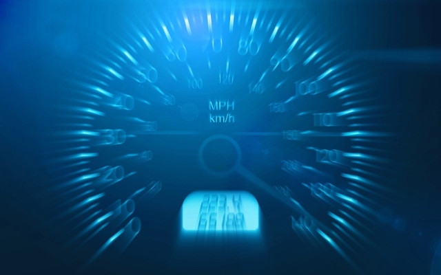 Джигит лети с 300 км/ч по Околовръстното на София ВИДЕО