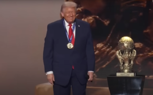 Тръмп получи Наградата за мир на ФИФА