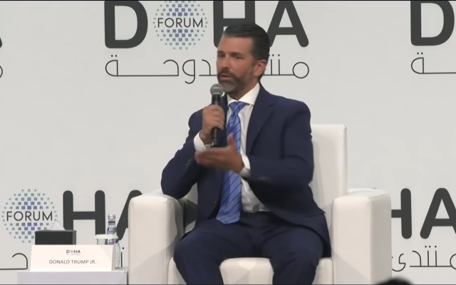 Тръмп-младши: Върхушката в Киев прати &quot;селяните&quot; на фронта и купува коли за по $5 милиона, защо да спира войната!? ВИДЕО