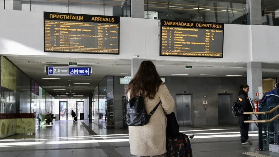 Техническа актуализация спира за кратко билетоиздаването на касите на БДЖ