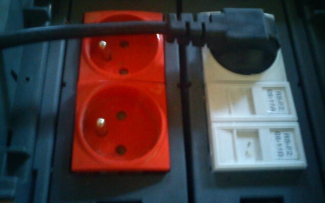 Изключвайте тези уреди, когато излизате от дома си, за да е по-ниска сметката ви за ток