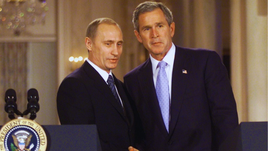 Стенограми разкриват как Путин е наричал Украйна 'изкуствена държава' още през 2008 г.