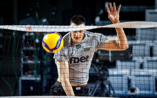 Александър Николов в топ 3 на света във волейбола
