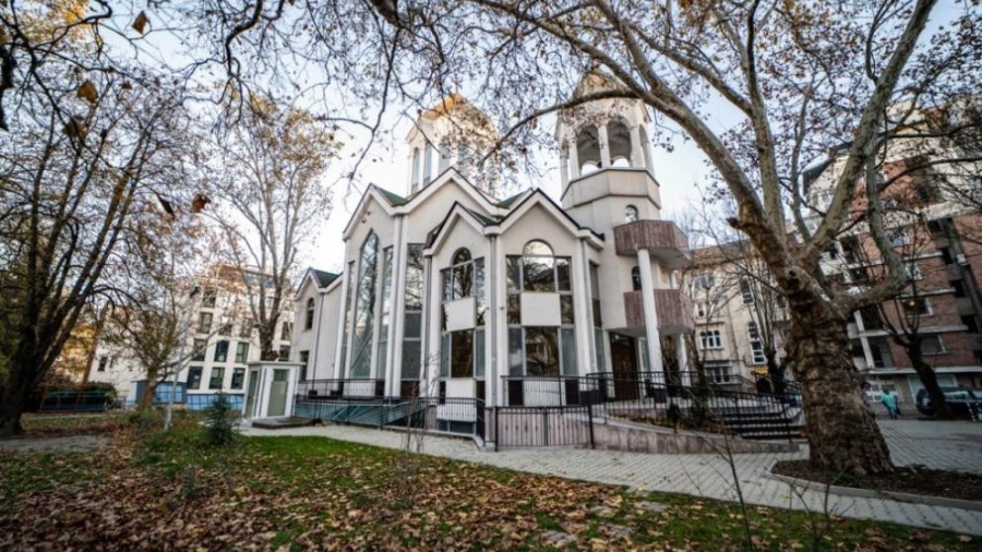 Арменците празнуват едновременно Коледа и Богоявление