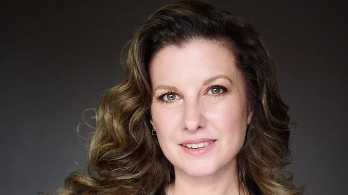 Миролюба Бенатова: Банки газят закона при обмяна на евро