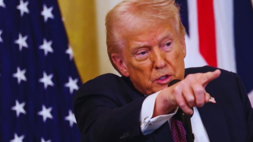 Венецуела изпраща 50 милиона барела петрол в САЩ след заповед на Тръмп