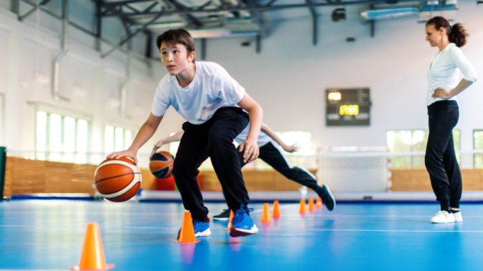 В ход е изграждането на над 100 нови физкултурни салона по програмата на МОН