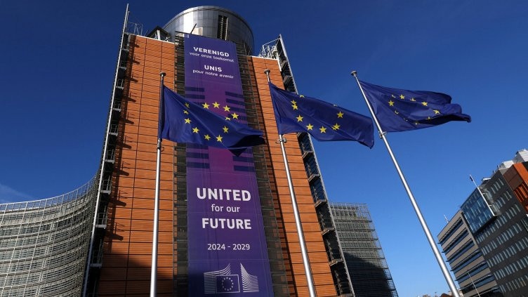 ЕС обмисля създаването на позиция на преговарящ за Путин: Кои са потенциалните кандидати?