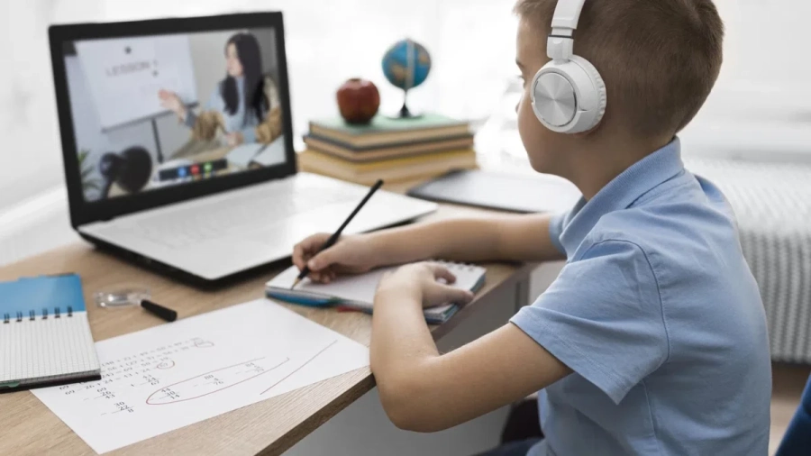 И Добрич обмисля онлайн обучение за учениците