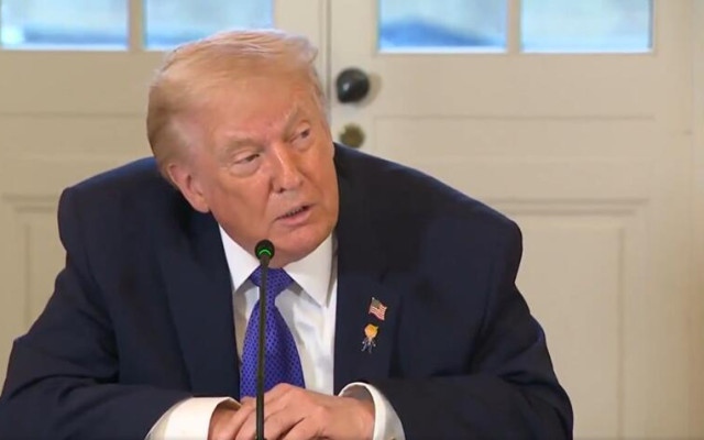 Тръмп заплаши с мита държавите, които са против анексирането на Гренландия от САЩ