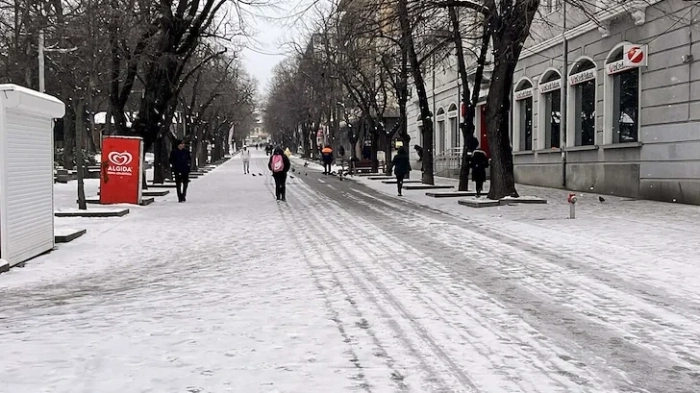 Ледът прати 12 шуменци в болница