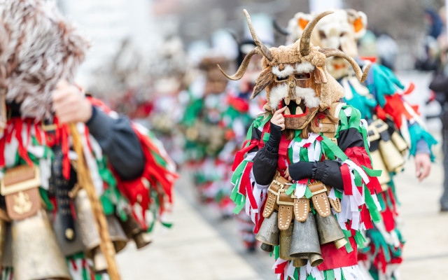 НА ЖИВО Последен ден на маскарадните игри "Сурва"