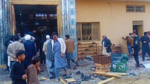 Самоубийствен атентат в шиитска джамия в Пакистан: Поне 31 загинали и 169 ранени