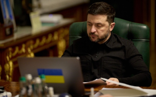 Зеленски реагира на забраната на МОК за каската на Владислав Гераскевич в памет на загинали спортисти