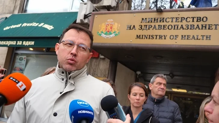 Здравното министерство отрича твърденията за натиск върху болници
