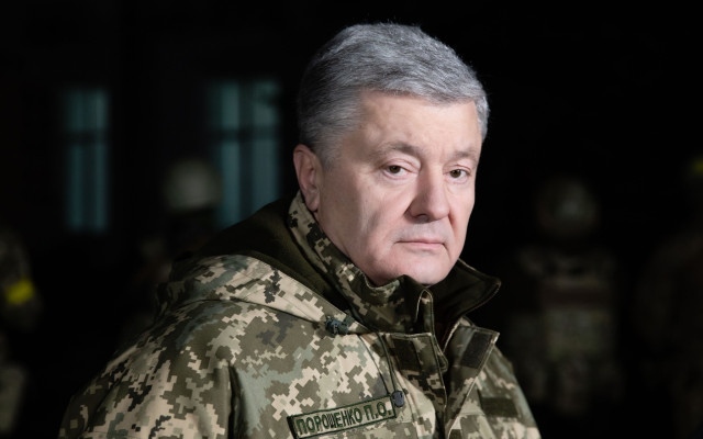 Порошенко: Помнете, че Путин е офицер от КГБ!