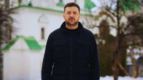 Зеленски отбеляза четвъртата годишнина на войната, показа бункера си и почете защитниците на Украйна