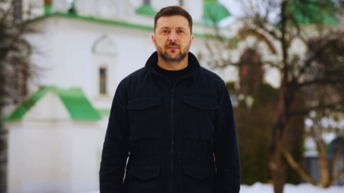 Зеленски отбеляза четвъртата годишнина на войната, показа бункера си и почете защитниците на Украйна