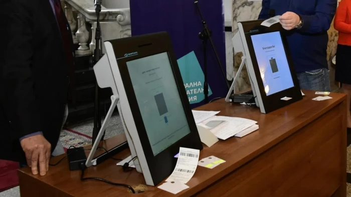 Депутатите отхвърлиха ветото на Илияна Йотова върху промените в Изборния кодекс на комисия