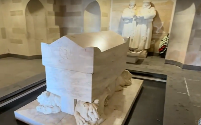 Сакралното сърце на Шипка: Тайната костница под Паметника на свободата